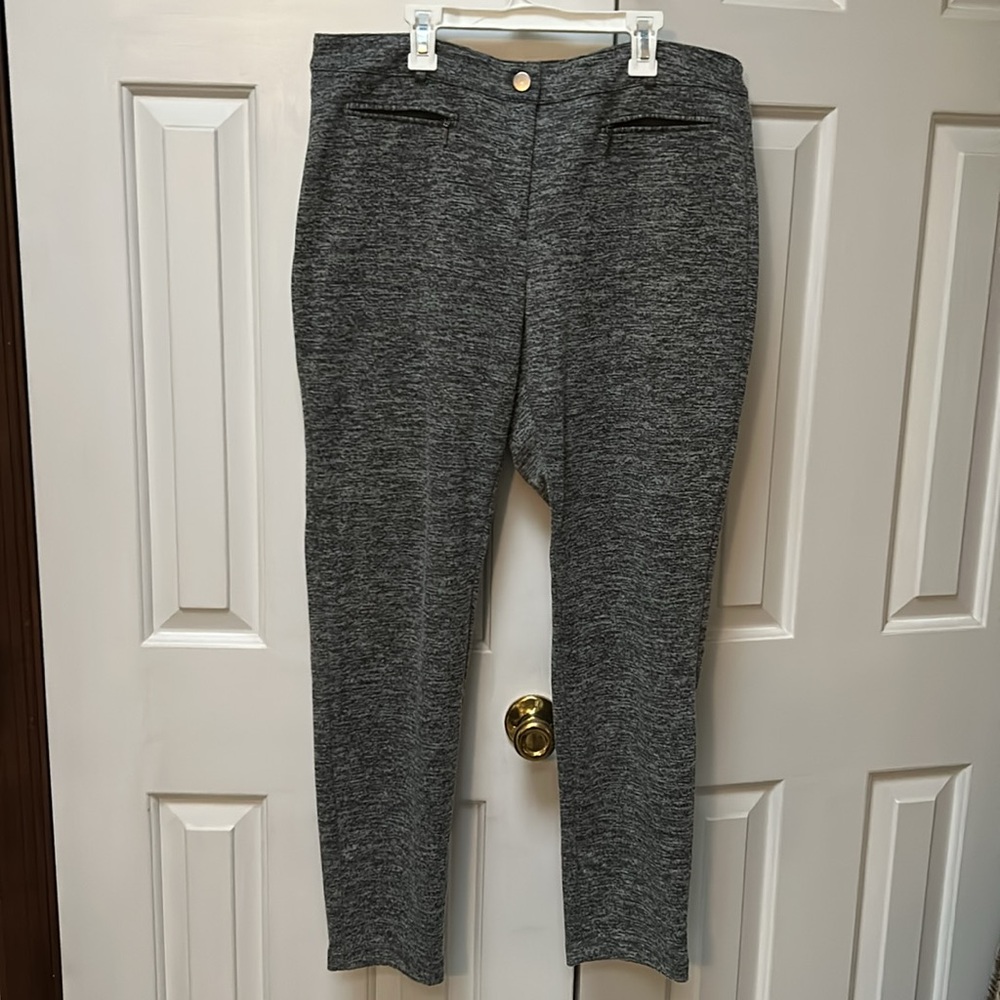 SOHO Apparel LTd Gray Patterned, Fitted Pants, Sz 16. Belt loops, zip up, button